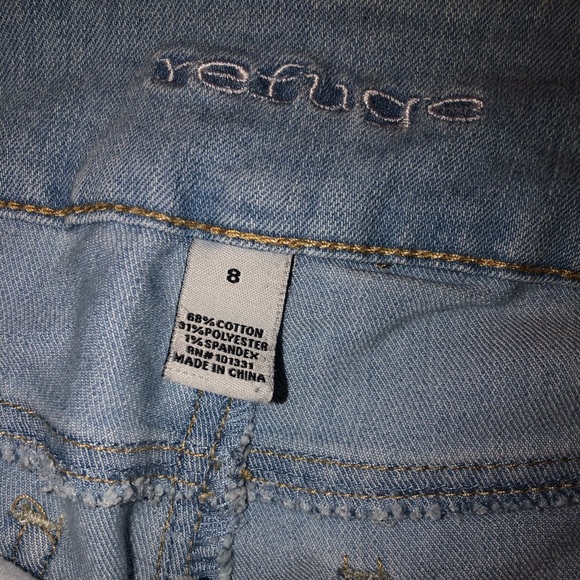 midi rise light denim shorts - Picture 3 of 5